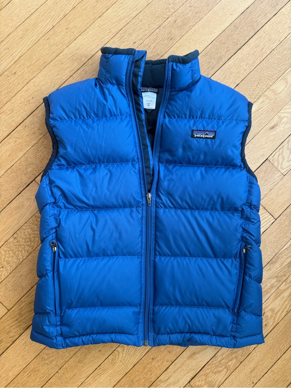 Patagonia Kids Royal Blue Puffer Vest XL